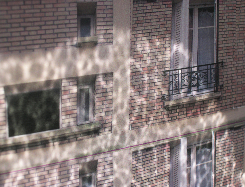 reflet de la toiture sur la façade existante