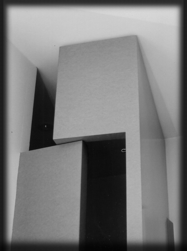 détail porte WC étage